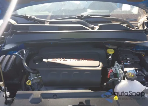 2018 Jeep Compass Latitude 4X4 из США, поврежденный, VIN 3C4NJDBB5JT168004